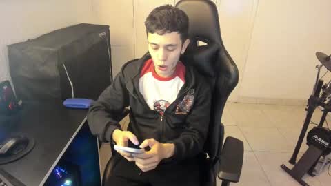 Andy online show from 02-18-25, 06:26