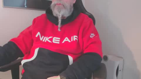 Snapshot of mr_boombastic2021 chatting on 02-15-25, 10:44 mr_boombastic2021 online show from 02-15-25, 10:44