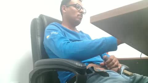 Snapshot of mr_cane chatting on 04-22-26, 07:04 Cane online show from 04-22-26, 07:04