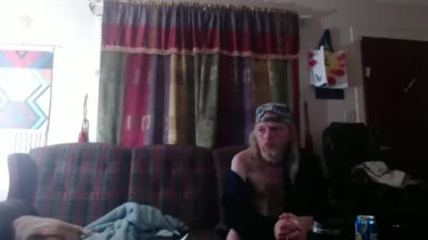 Snapshot of mr_happy12 chatting on 11-01-25, 10:28 mr_happy12 online show from 11-01-25, 10:28