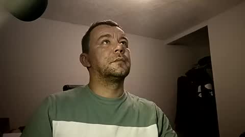 Snapshot of mr_i_ chatting on 12-31-24, 01:57 mr_i_ online show from 12-31-24, 01:57