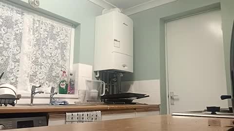 Snapshot of mr_i_ chatting on 09-28-25, 05:46 mr_i_ online show from 09-28-25, 05:46