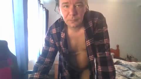 mr_i_ online show from 04-06-26, 09:32