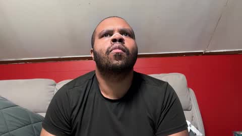 Snapshot of mr_irvin chatting on 03-18-26, 11:30 mr_irvin online show from 03-18-26, 11:30