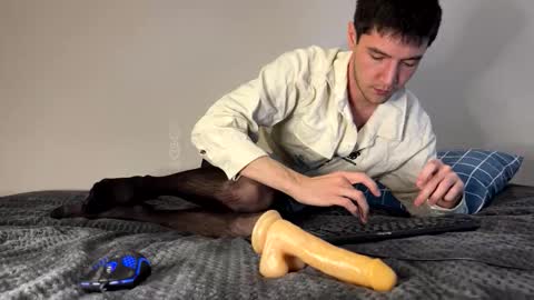 Snapshot of mr_jeicob chatting on 12-02-25, 07:57 mr jeicob online show from 12-02-25, 07:57