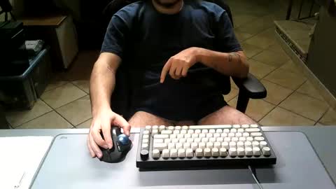 Snapshot of mr_kaa chatting on 04-12-26, 06:57 mr_kaa online show from 04-12-26, 06:57