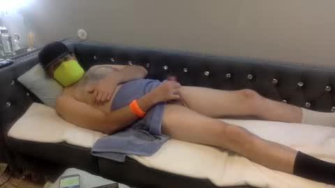 Snapshot of mr_little_1 chatting on 05-15-26, 12:28 property of ....... online show from 05-15-26, 12:28