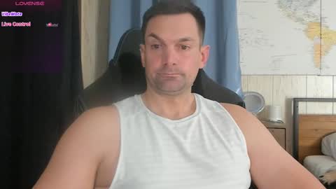 Cam online show from 02-06-25, 09:28