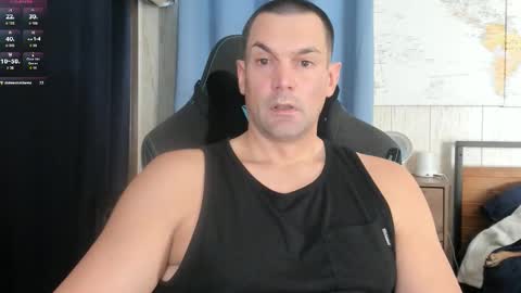Cam online show from 12-20-25, 06:04
