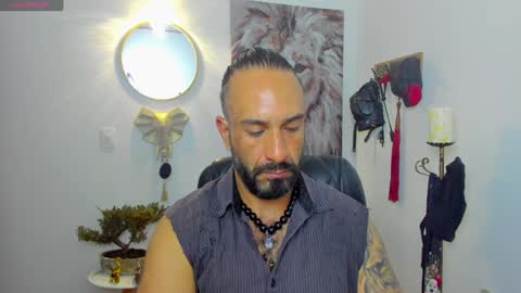 Snapshot of mr_maik22 chatting on 02-08-25, 10:18 mr_maik22 online show from 02-08-25, 10:18