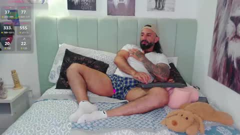 Snapshot of mr_maik22 chatting on 09-10-25, 02:44 mr_maik22 online show from 09-10-25, 02:44