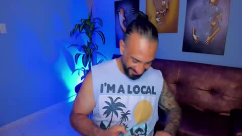 Snapshot of mr_maik22 chatting on 10-08-25, 06:38 mr_maik22 online show from 10-08-25, 06:38