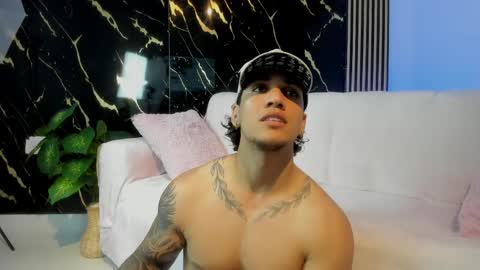 mr_maximo online show from 04-28-26, 05:45