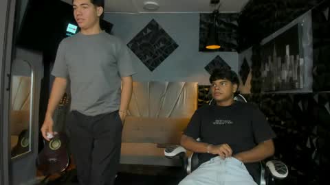 mr_mois online show from 04-04-26, 06:11