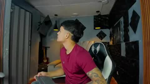 mr_mois online show from 07-28-26, 06:20