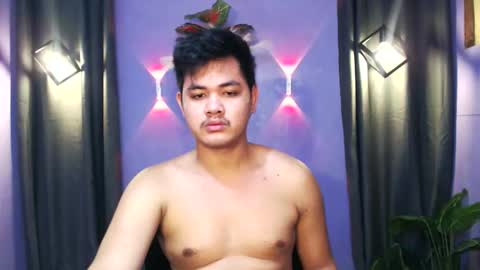 mr_olivercummerx online show from 10-12-25, 07:51