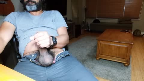 Snapshot of mr_rabbit77 chatting on 12-12-24, 05:52 Rabbit online show from 12-12-24, 05:52