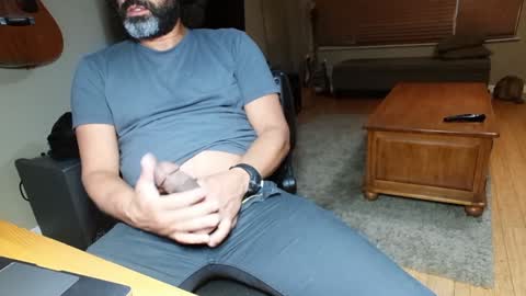 Snapshot of mr_rabbit77 chatting on 12-14-24, 06:35 Rabbit online show from 12-14-24, 06:35