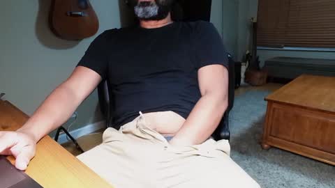 Snapshot of mr_rabbit77 chatting on 01-02-25, 01:38 Rabbit online show from 01-02-25, 01:38