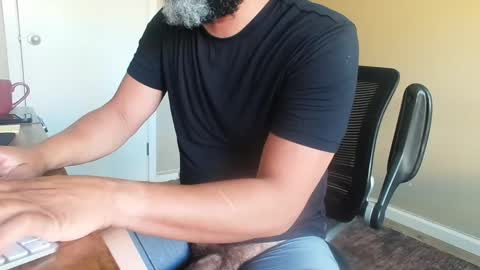 Snapshot of mr_rabbit77 chatting on 05-16-26, 07:34 Rabbit online show from 05-16-26, 07:34