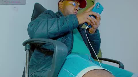 Santos online show from 03-14-26, 05:13