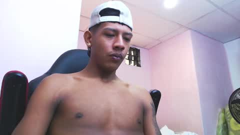 Snapshot of mr_stiven_ chatting on 01-05-25, 08:22 mr_stiven_ online show from 01-05-25, 08:22