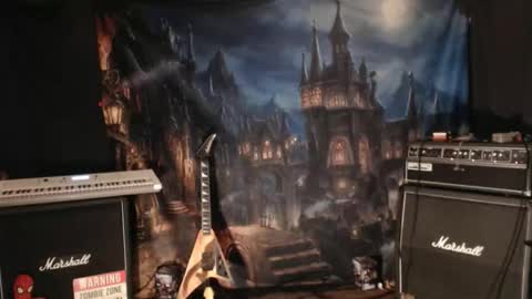 Snapshot of mr_walters chatting on 11-26-25, 11:44 ZombieGhost online show from 11-26-25, 11:44