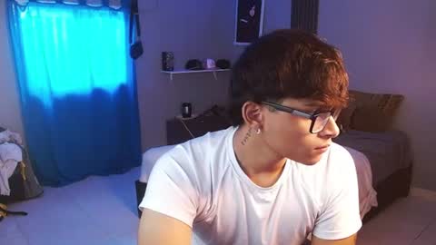 yisuz online show from 07-16-26, 12:00