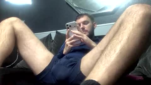 Snapshot of mrb30 chatting on 02-14-26, 09:33 mrb30 online show from 02-14-26, 09:33