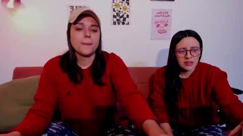 Laura online show from 07-29-26, 01:48