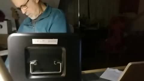 Snapshot of mrcgowler chatting on 12-18-25, 08:04 mrcgowler online show from 12-18-25, 08:04