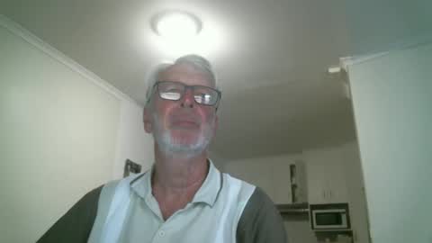 Snapshot of mrcreek1531 chatting on 04-30-26, 06:31 mrcreek1531 online show from 04-30-26, 06:31