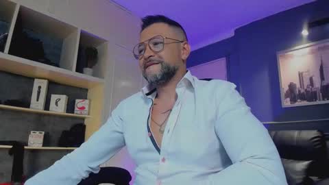 MrFrank. online show from 11-06-25, 12:28