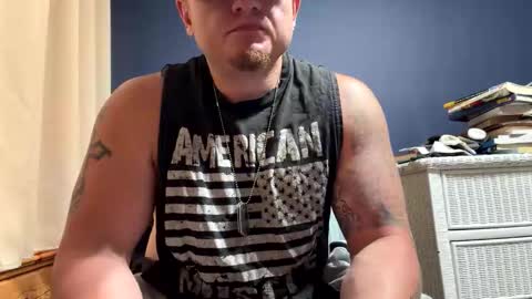 Snapshot of mrhandsome_1 chatting on 04-23-26, 04:53 mrhandsome_1 online show from 04-23-26, 04:53