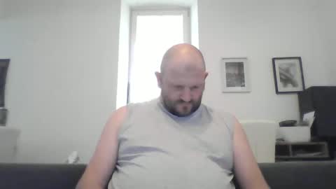 Snapshot of mrhotsex69 chatting on 06-01-26, 02:19 mrhotsex69 online show from 06-01-26, 02:19