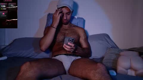 Snapshot of mrj9921 chatting on 07-17-26, 07:15 Juan online show from 07-17-26, 07:15