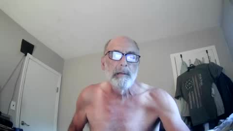 Snapshot of mrjames59 chatting on 08-01-26, 10:36 mrjames59 online show from 08-01-26, 10:36