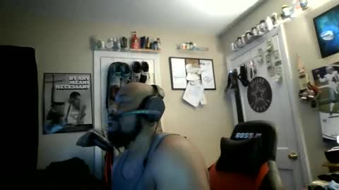 Snapshot of mrknowpussy chatting on 05-09-26, 01:33 mrknowpussy online show from 05-09-26, 01:33