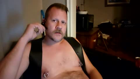 mrleather online show from 01-03-25, 12:43