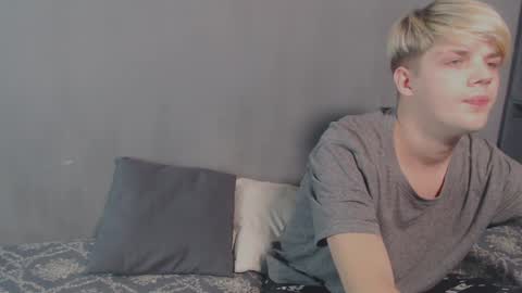 mr leo online show from 12-12-24, 09:04