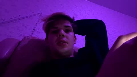 mr leo online show from 12-30-24, 05:34