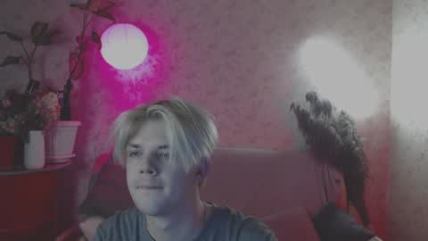 mr leo online show from 02-04-25, 06:49