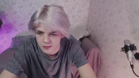 mr leo online show from 03-11-25, 01:12