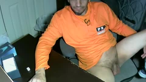 Snapshot of mrmarcxxcam chatting on 09-28-25, 02:28 MrMarc online show from 09-28-25, 02:28