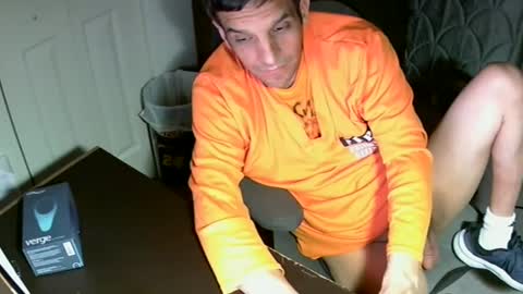 Snapshot of mrmarcxxcam chatting on 10-06-25, 03:04 MrMarc online show from 10-06-25, 03:04