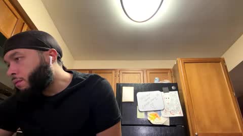 Snapshot of mrnuts24 chatting on 12-02-24, 02:20 mrnuts24 online show from 12-02-24, 02:20