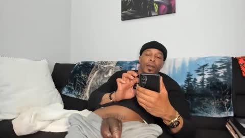 mromg007 online show from 02-23-25, 04:39