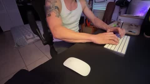 Snapshot of mrroadlive chatting on 07-17-26, 07:52 mrroadlive online show from 07-17-26, 07:52