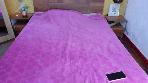 Snapshot of mrs_buttocks chatting on 12-13-24, 02:27 mrs_buttocks online show from 12-13-24, 02:27