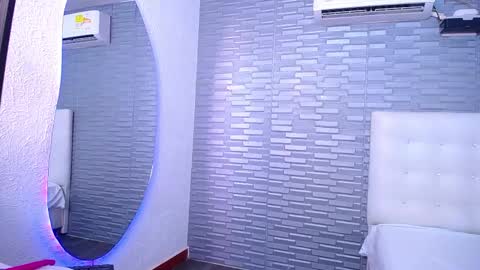 Snapshot of mrs_buttocks chatting on 02-22-25, 07:58 mrs_buttocks online show from 02-22-25, 07:58